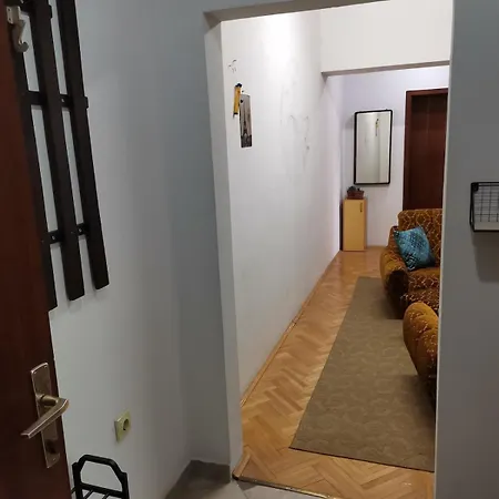 Cozy Retro Apt Skopje Exterior photo